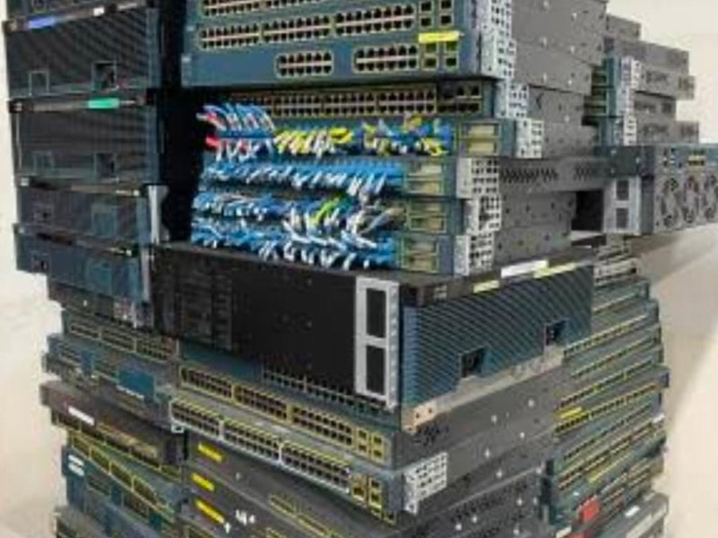 Dismantling of Desktop Servers Equipments